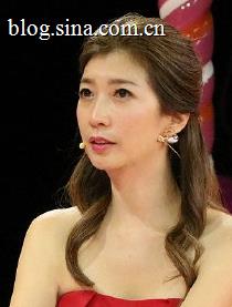 黄嘉千