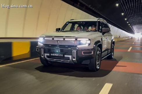 华为乾崑双智上车 试驾新深蓝G318